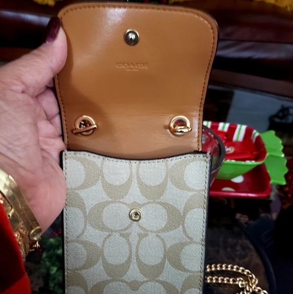 Limited edition Coac Leather Tech Crossbody Wallet - Picture 2 of 4